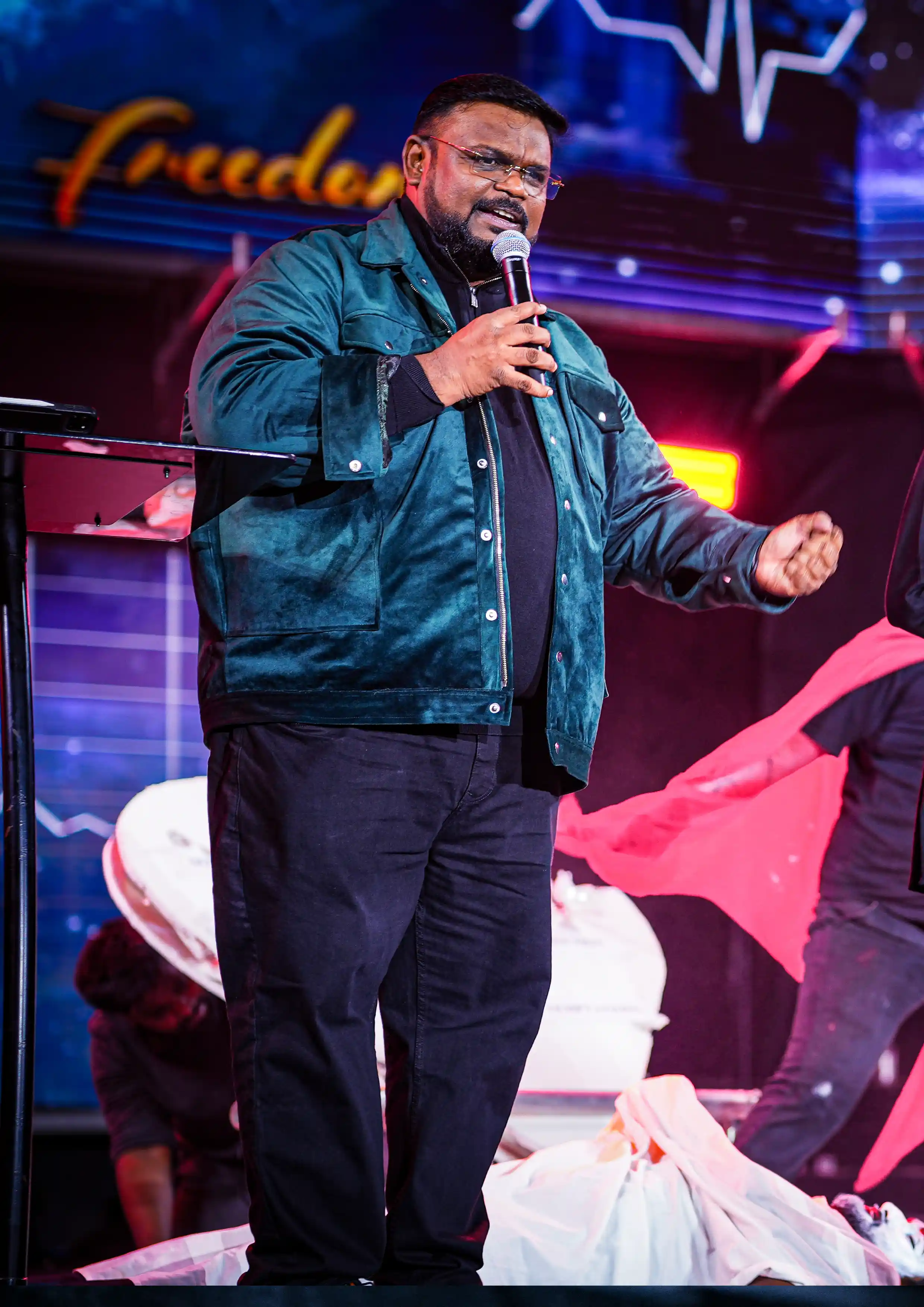 Alwin Thomas Worship